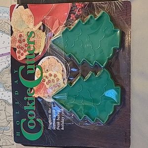 🌸 Vintage Holiday Cookie Cutters, 2 trees